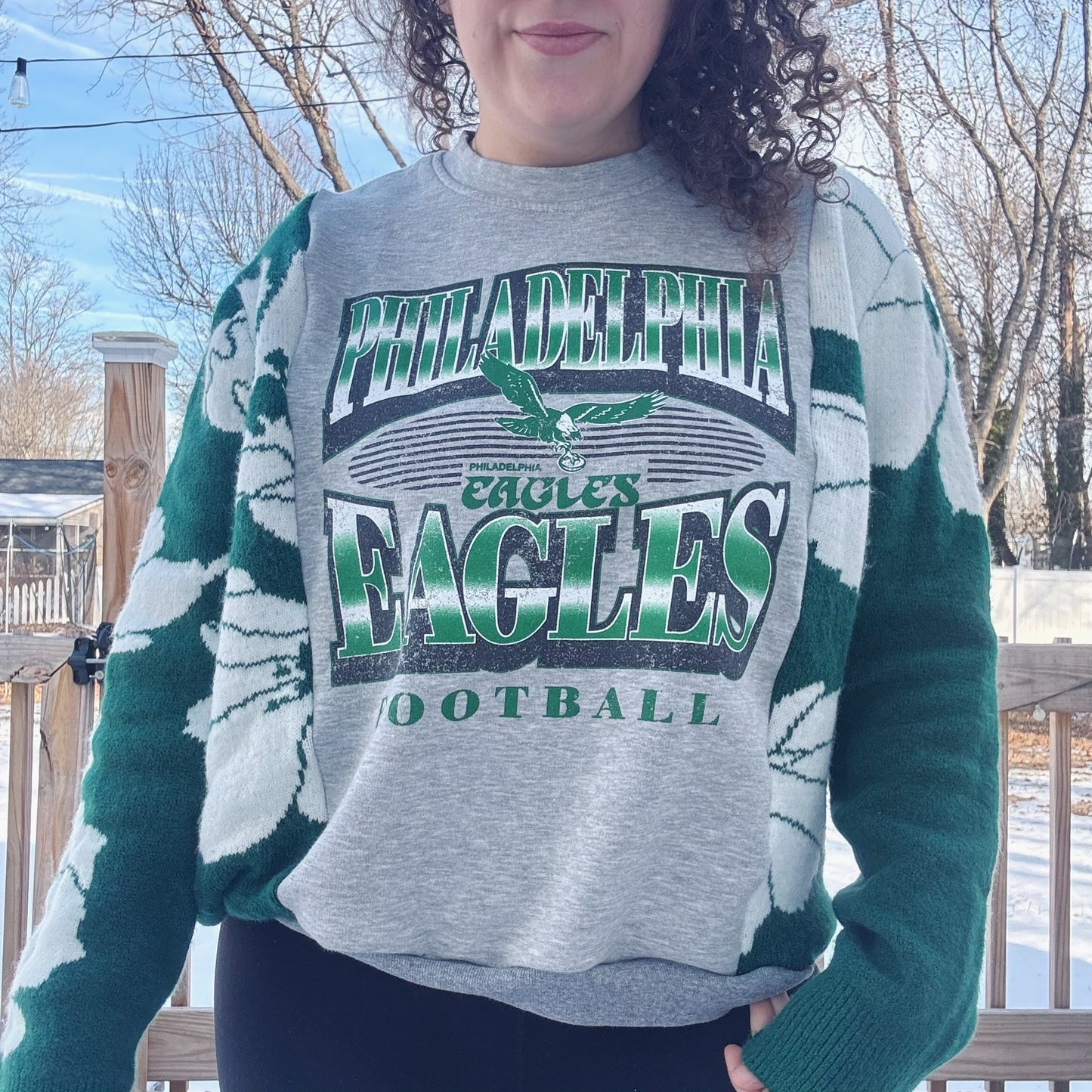 Eagles Sweater Crewneck - Size S-XL