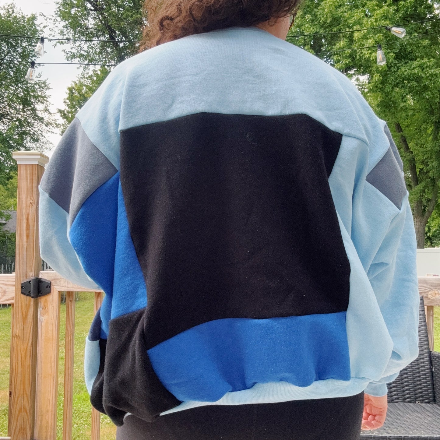 Divide Patchwork Crew - Size S-2XL