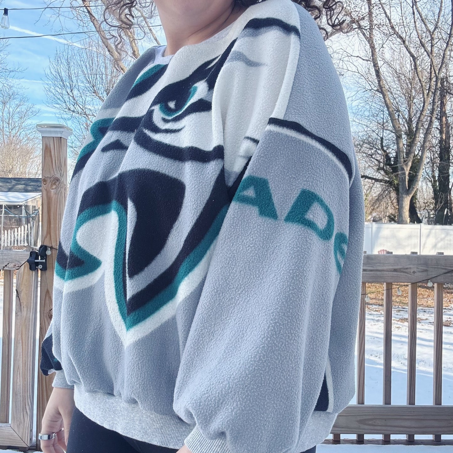Eagle Blanket Crewneck - Size S-XL