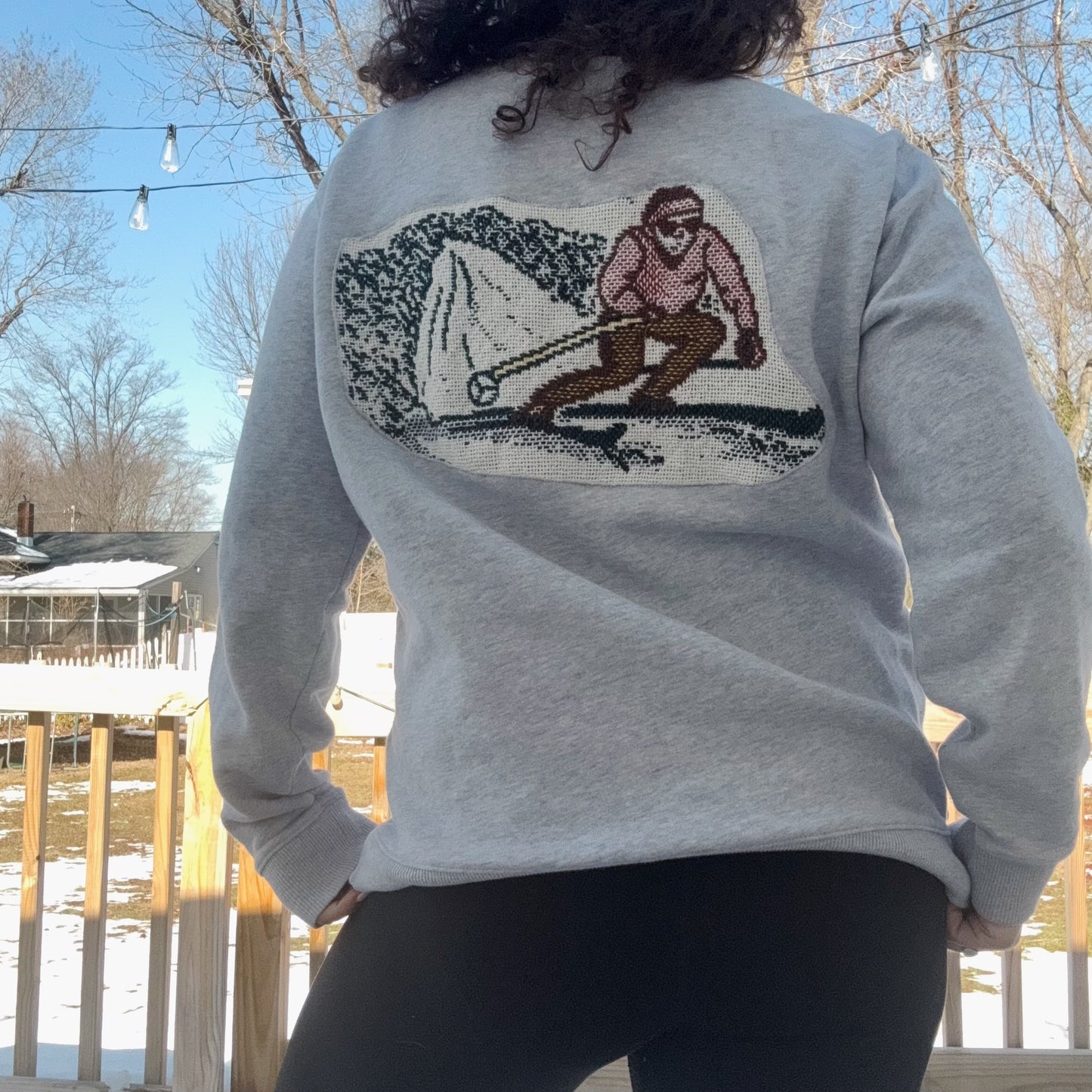 Skiier Tapestry Crew - Size XS-M