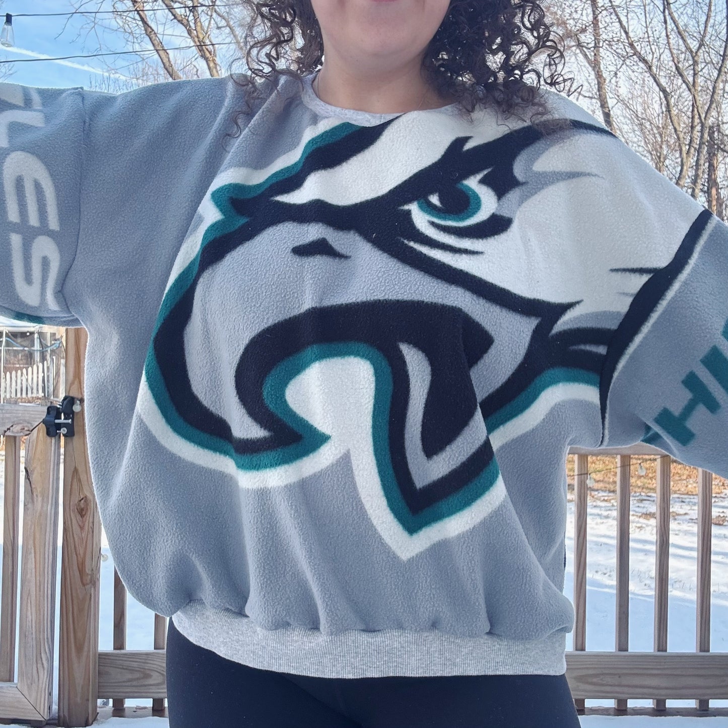 Eagle Blanket Crewneck - Size S-XL