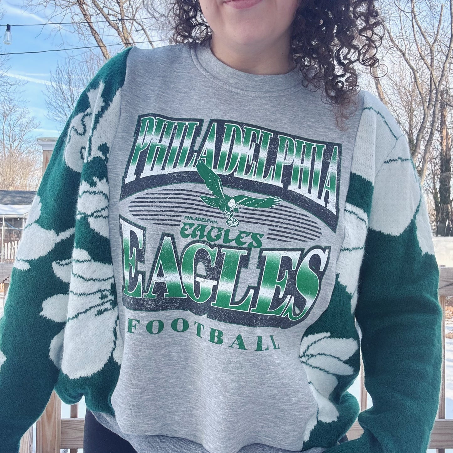 Eagles Sweater Crewneck - Size S-XL