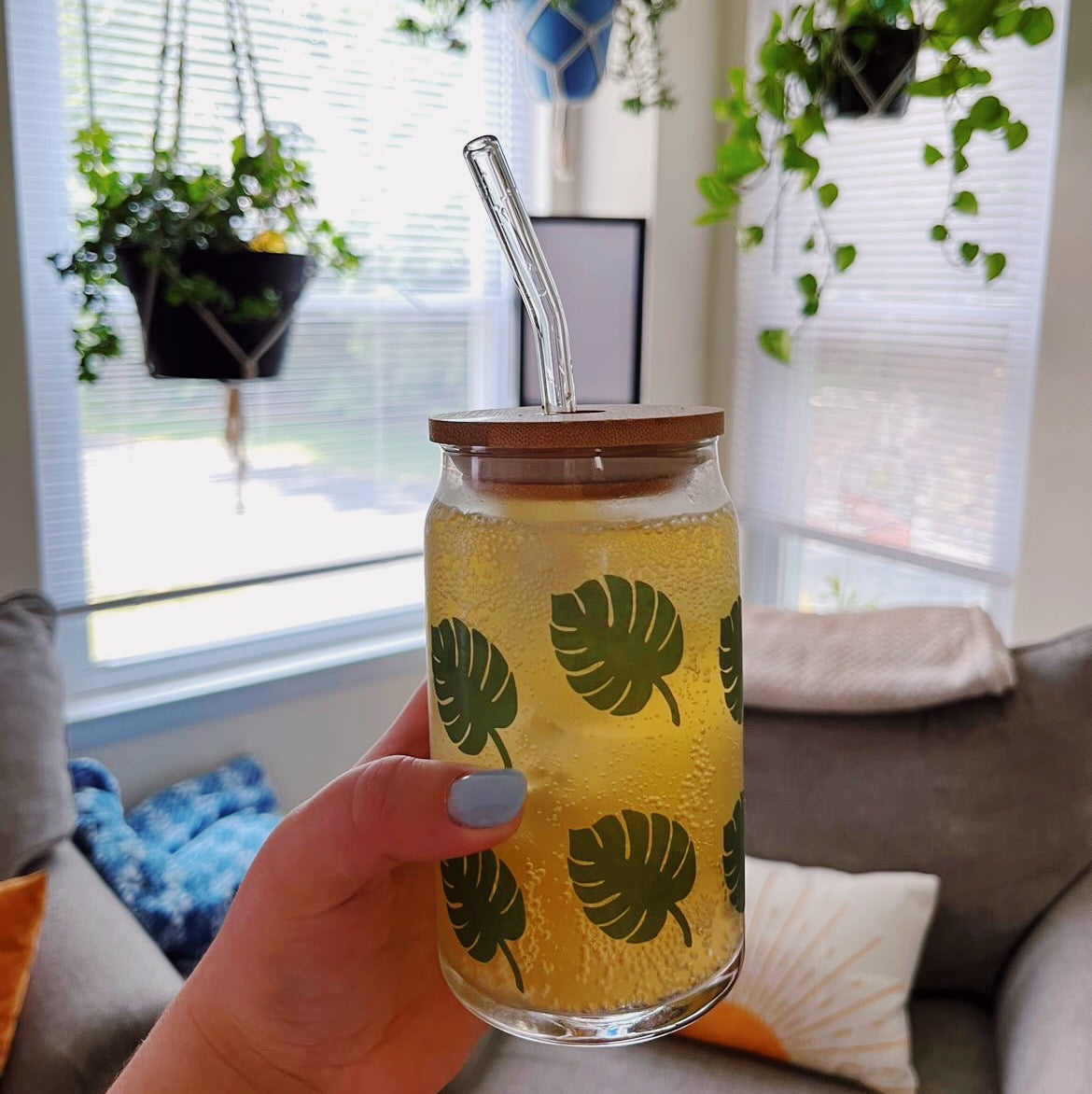 Monstera Leaves Color Changing Glass Cup