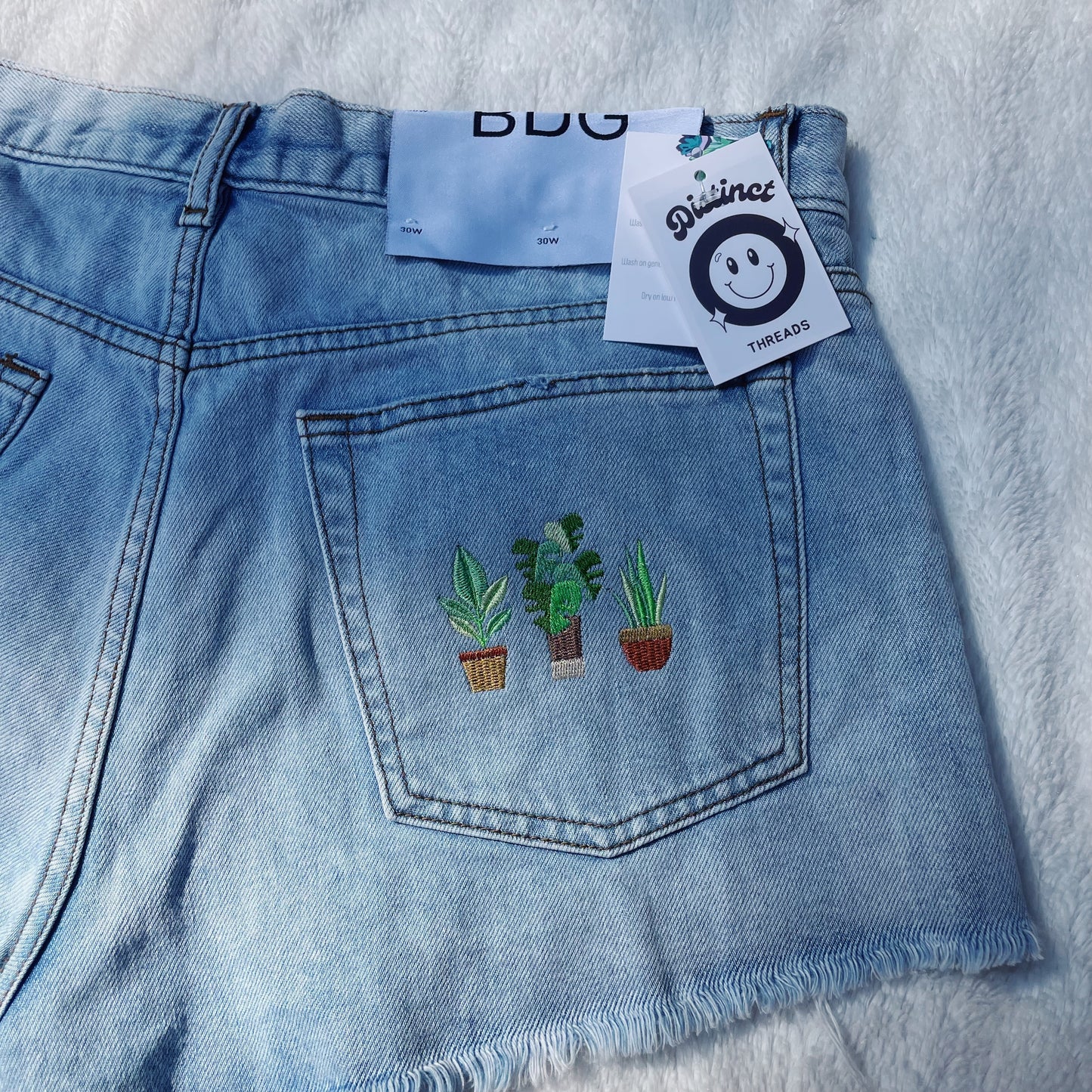 Potted Plants Urban Outfitters BDG Embroidered Jean Shorts - Size 8/10