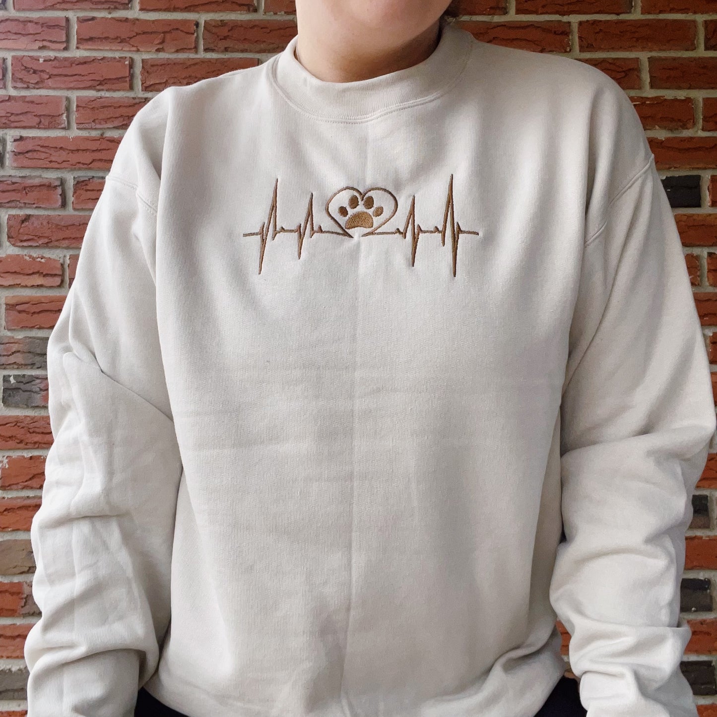 Dog Heartbeat Embroidered Crewneck Sweatshirt